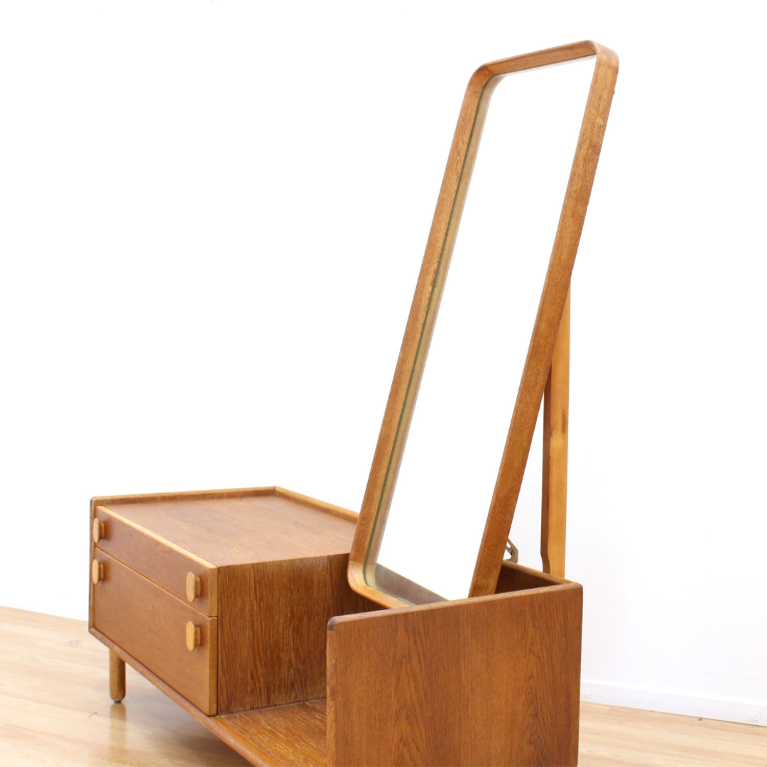 MID CENTURY VANITY DRESSER BY MEREDEW OF LETCHWORTH