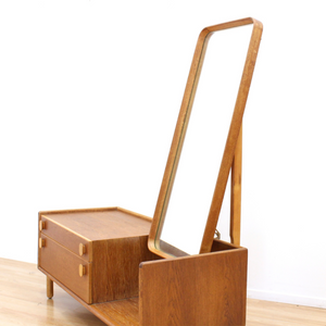 MID CENTURY VANITY DRESSER BY MEREDEW OF LETCHWORTH