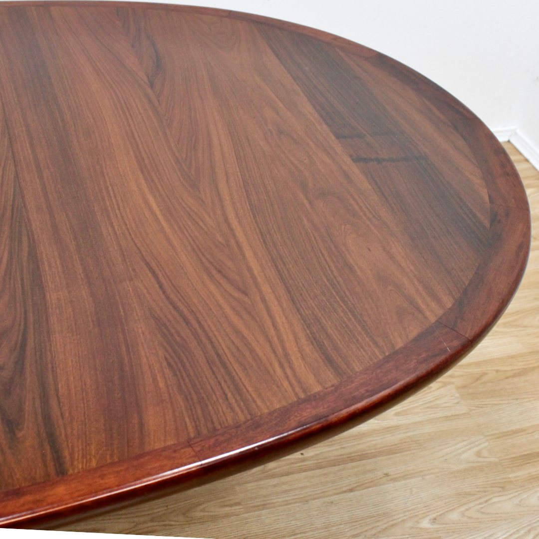 MID CENTURY EXTENDING ROSEWOOD DANISH DINING TABLE BY GUDME MOBELFABRIK FOUR TO TWELVE SEATER