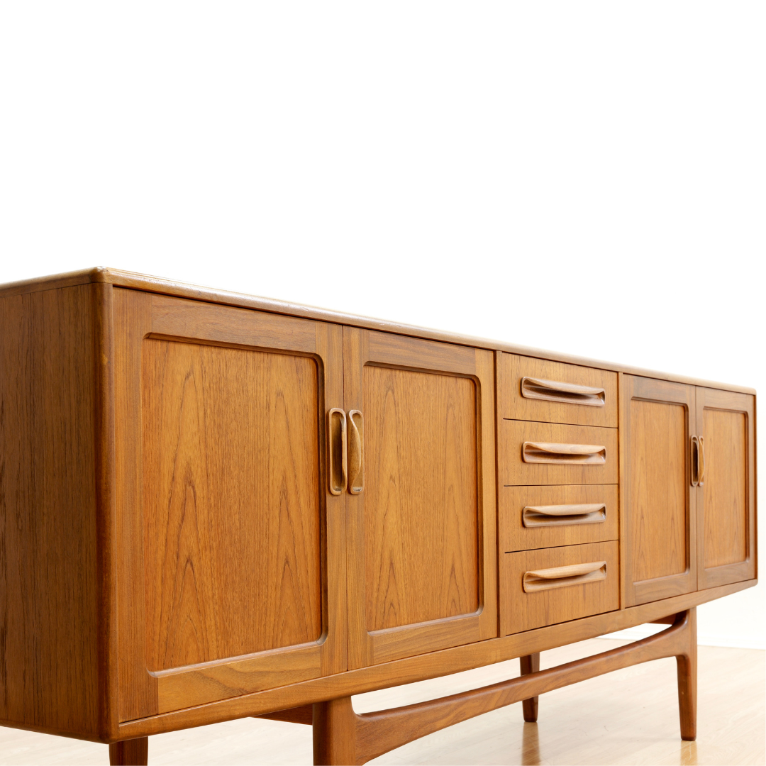 LONG TEAK  MID CENTURY CREDENZA BY VB WILKINS FOR G PLAN