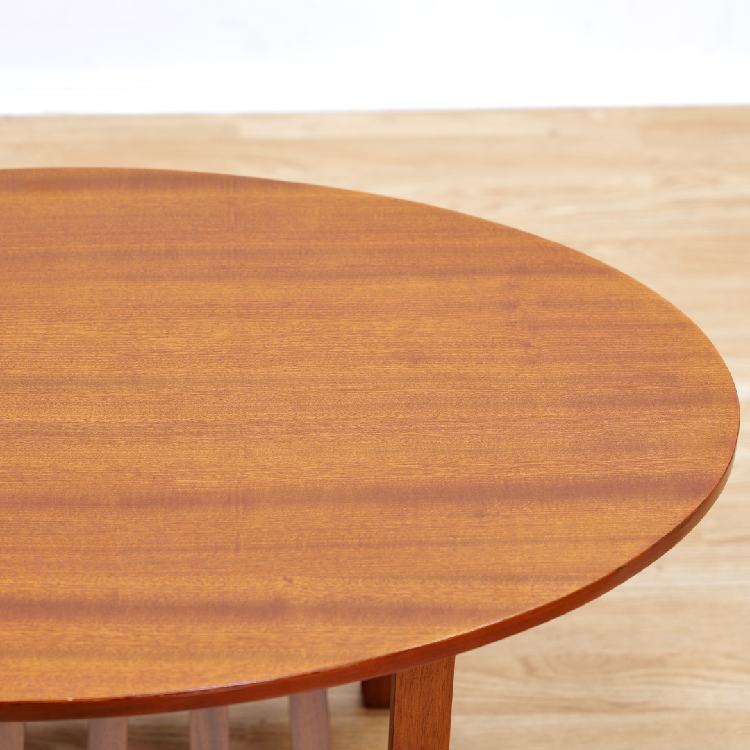 MID CENTURY OVAL SIDE TABLE IN MAHOGANY