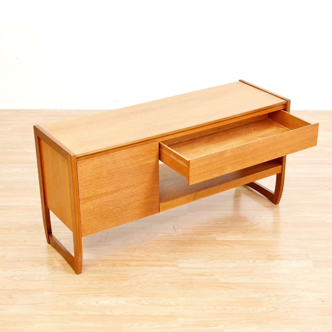 Reserved 1970S TEAK VINYL RECORD HIFI MEDIA UNIT