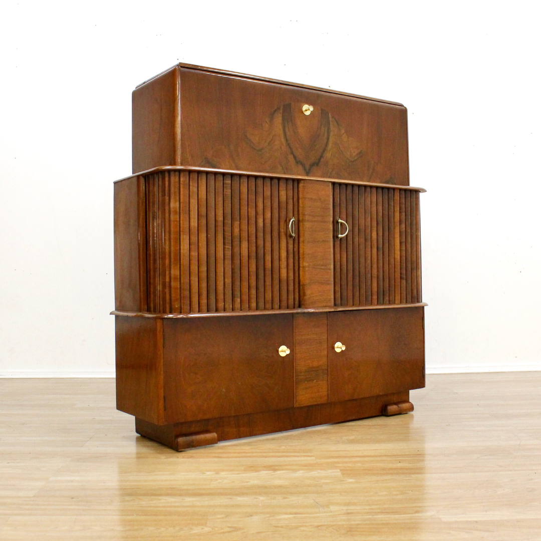 MID CENTURY WALNUT LIQUOR CABINET HOME BAR
