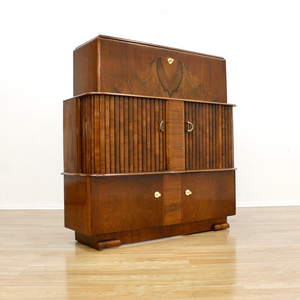 MID CENTURY WALNUT LIQUOR CABINET HOME BAR