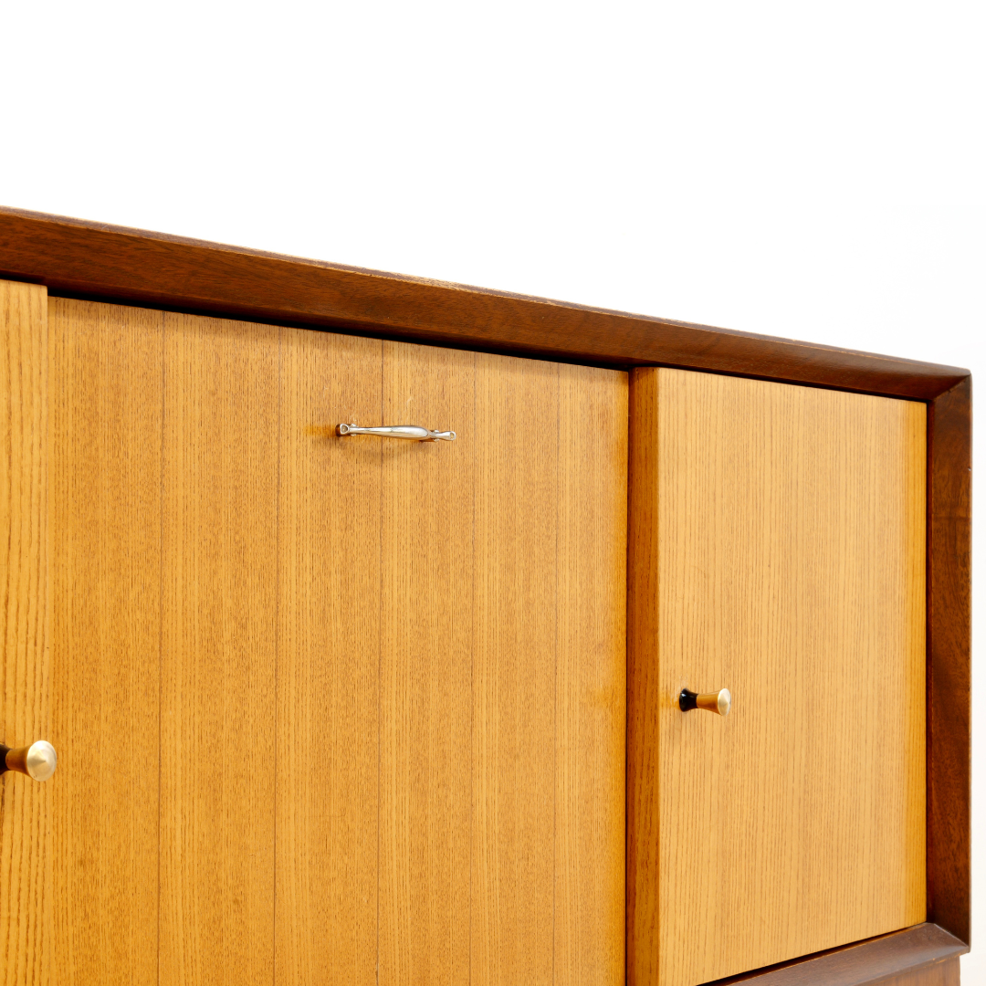 MID CENTURY BUFFET CREDENZA BY BEAUTILITY FURNITURE