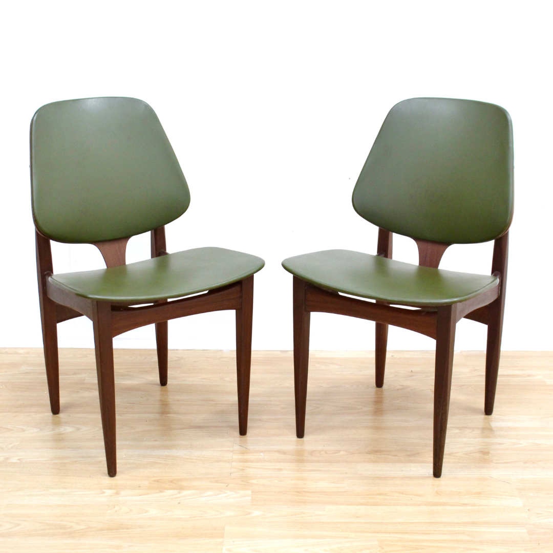 SET OF SIX MID CENTURY DINING CHAIRS BY ELLIOTS OF NEWBURY IN OLIVE GREEN