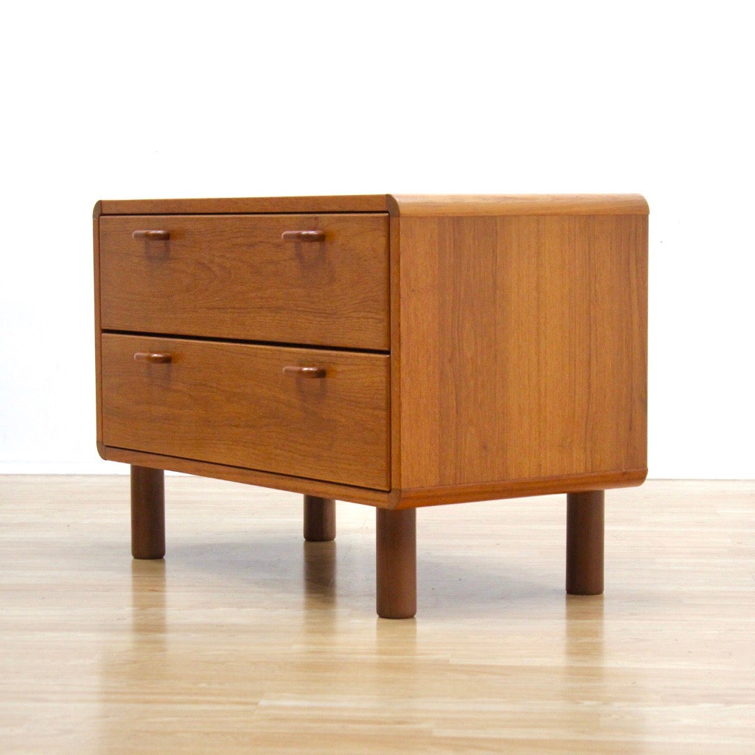 MID CENTURY DANISH TEAK DRESSER NIGHTSTAND