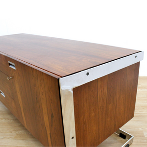 1970S POST MODERN ROSEWOOD & CHROME CREDENZA BY RICHARD YOUNG FOR MERROW ASSOCIATES