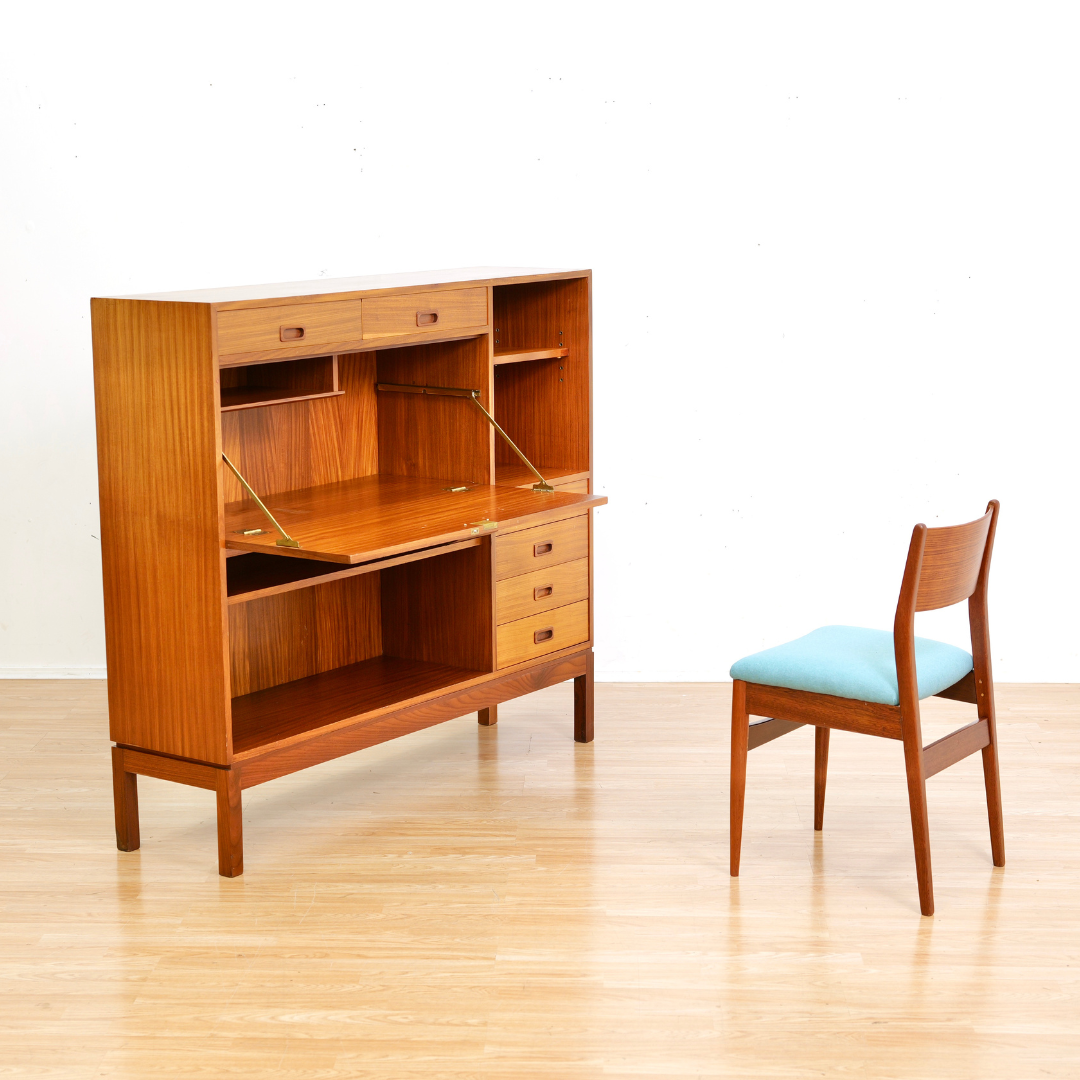 Reserved VINTAGE 1970S MILITARY BOOKCASE BY MANN EGERTON
