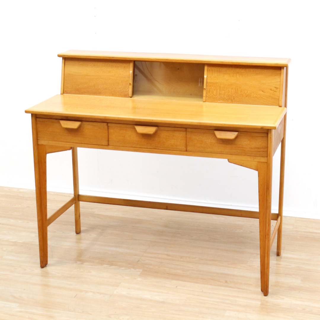 MID CENTURY OAK VANITY BY HEALS OF LONDON