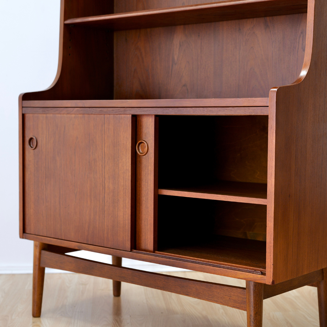 MID CENTURY DANISH BOOKCASE BY JOHANNES SORTH FOR BORNHOLM MOBELFABRIK