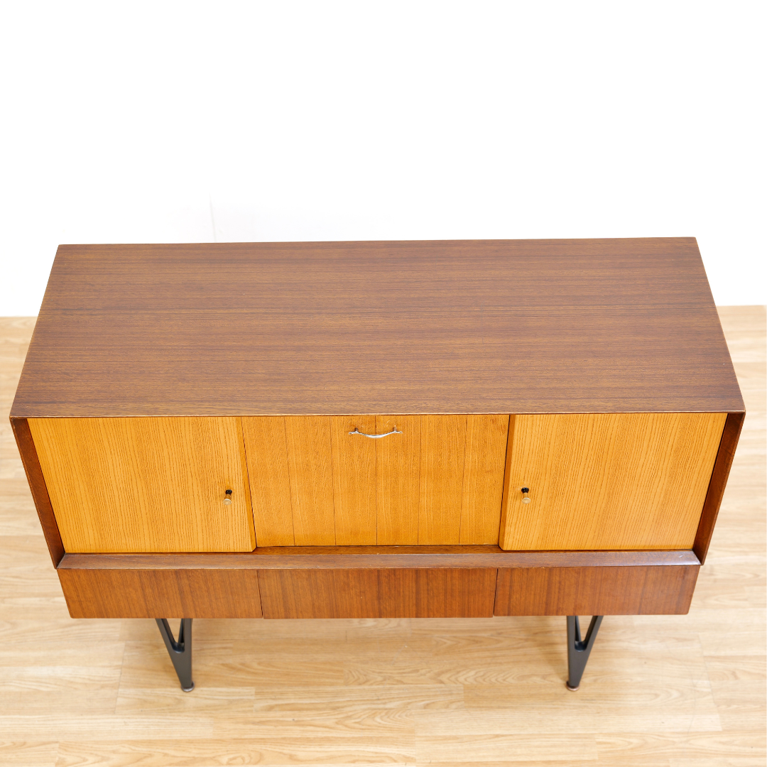 MID CENTURY BUFFET CREDENZA BY BEAUTILITY FURNITURE