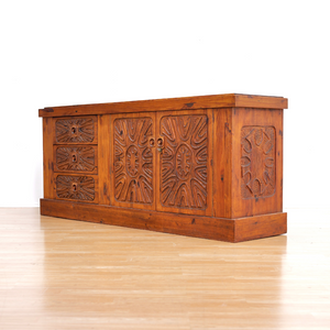 1970S HAND CARVED BRUTALIST DINING SET BY AQUARIUS ENTERPRISES AFRICA