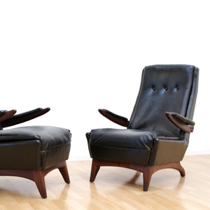 PAIR OF MID CENTURY LOUNGE CHAIRS BY GREAVES & THOMAS